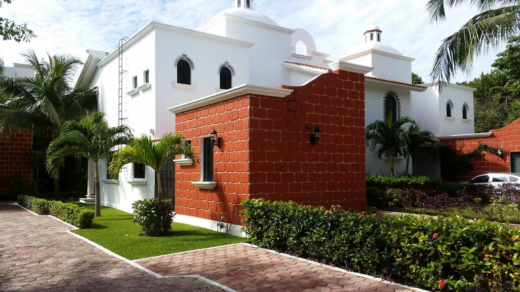 B&B Villa Hibiscus Playa del Carmen Exterior photo